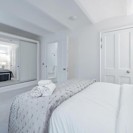 Tottenham Court'S House - 2 Bed London Kültér fotó